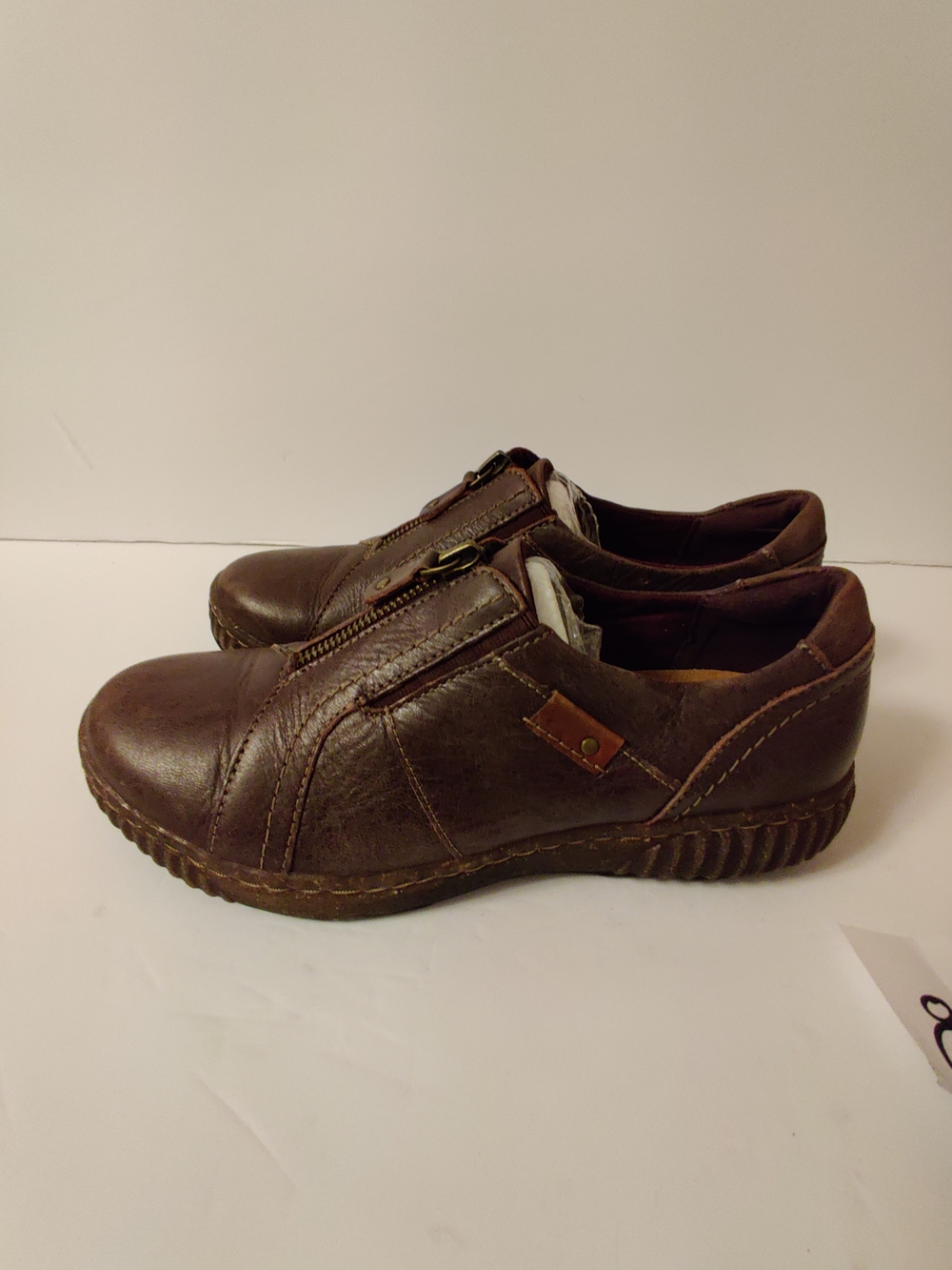Clarks Brown Leather Zip Sneakers 7